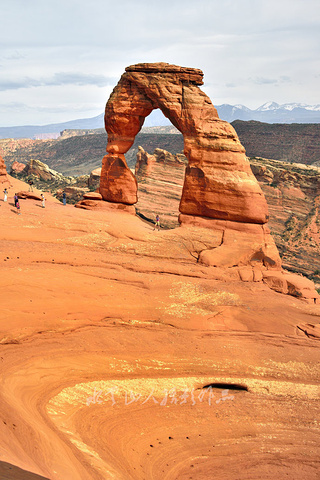 到西部拍摄炮塔拱门(turret arch).