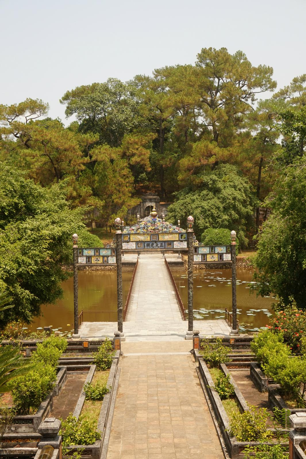 明命皇陵图片