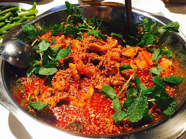 杨林闻氏兄弟酸菜鱼(金江小区店)