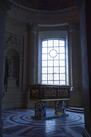 2017工作人员需要查看包里的东西,在这还发生