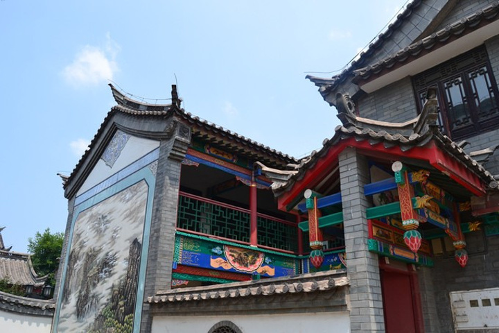 祠,拜了月老,用嘉惠的话来说就是,想不到自己也会有这么一天_滦州古城