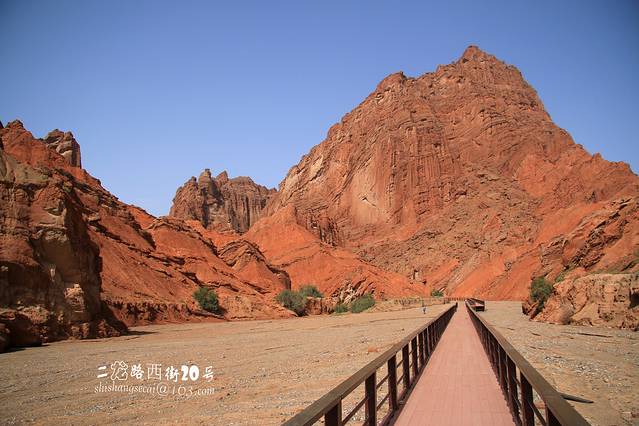 天山神秘大峡谷
