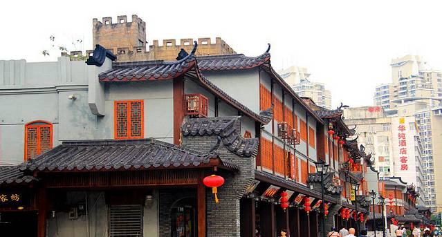 榕城古街(东百元洪购物广场店)