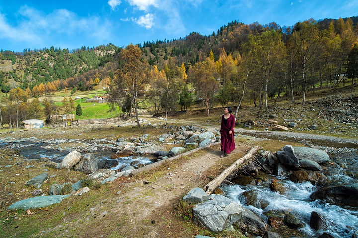 2017.坐落于祁连山脉南麓的东端,平均海拔180