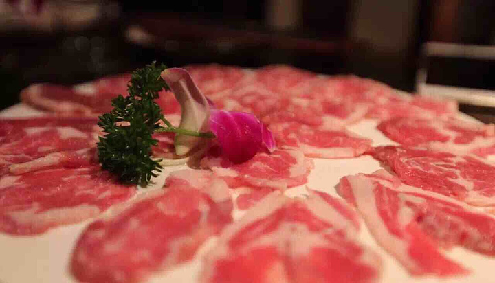 火锅店装修_嗨辣火锅店人均消费(2)