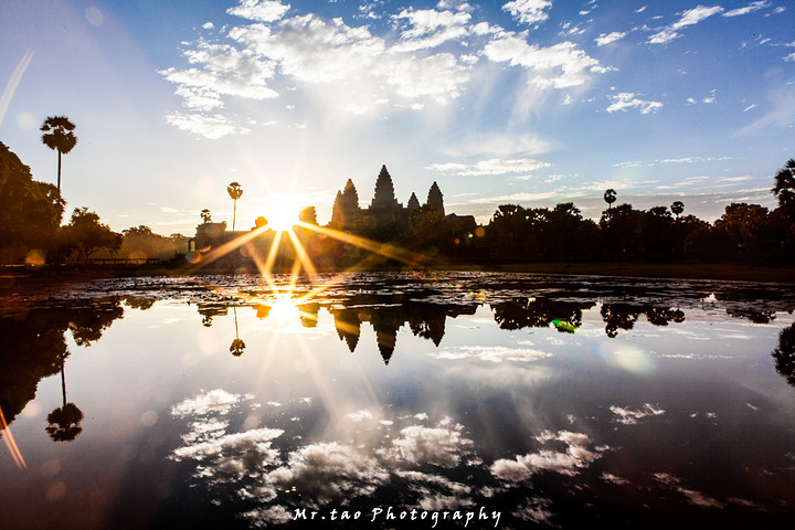 看到这样震撼的景象,我突然一下子释然了,我不