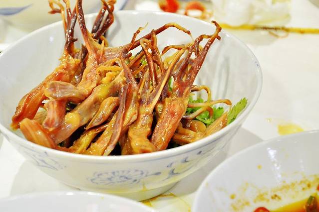 文和友老长沙龙虾馆(海信广场店)