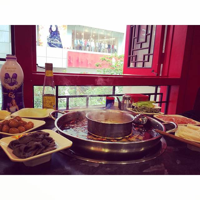 南坪步行街(元旦购物广场店)