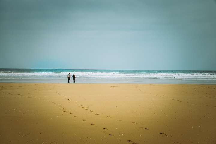节快乐 #牵手网红浪漫精选#作为一对公开的美女拉拉情侣,@丁子期_jer