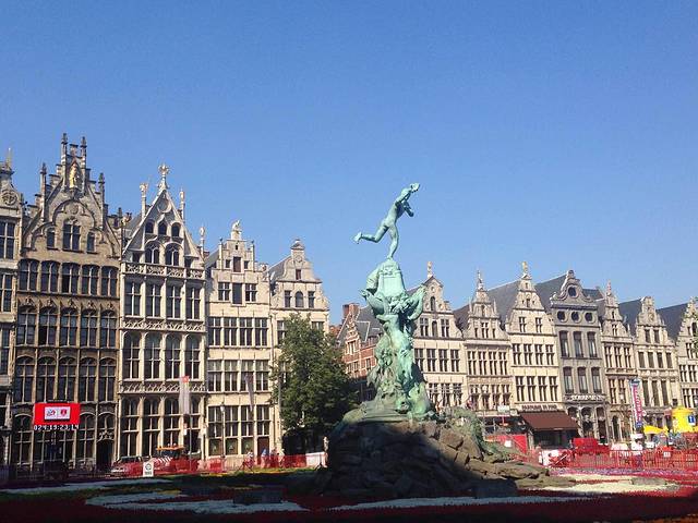 安特卫普大广场