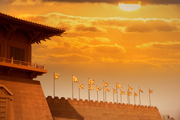 大明宫原名永安宫,是唐长安城的三座主要宫殿_大明宫国家遗址公园"的