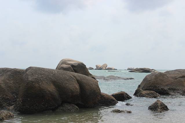天涯海角-财富石