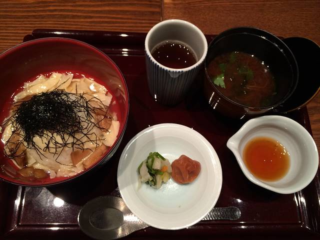 松茸豆皮汤泡饭