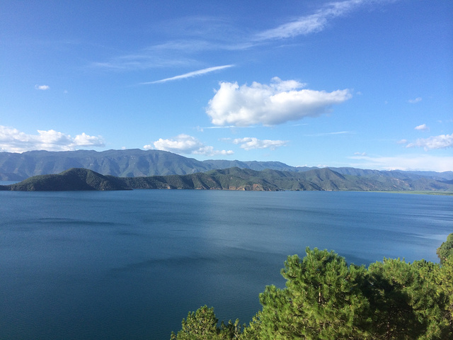 感受下沿途的风景其次是里格半岛那里也比较方便风景较大洛水而言要更