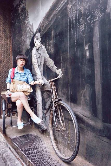 耙耳朵嘛.与老式自行车玩穿越.