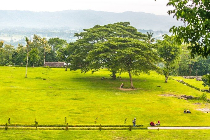 "从普兰巴南离开，包车司机带我来到了日惹另一个非常重要的遗迹：Ratu Boko_Ratu Boko Temple"的评论图片