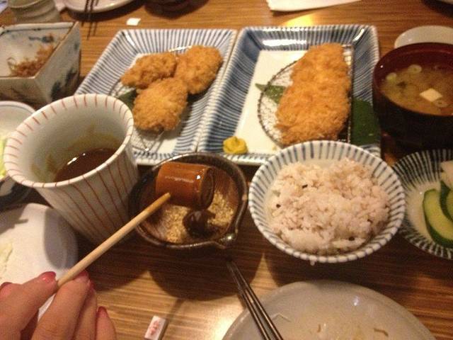 杏子日式猪排店