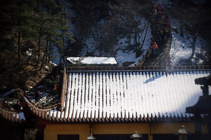 天台寺又名地藏寺地藏禅寺位于安徽省青阳县九华山的天台峰顶海拔1306