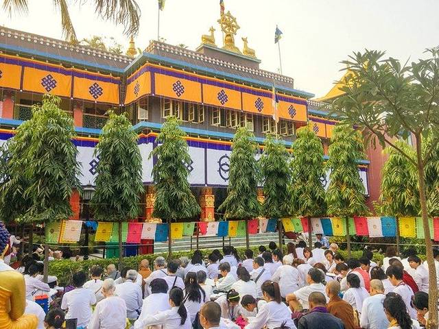 菩提伽耶的摩诃菩提寺