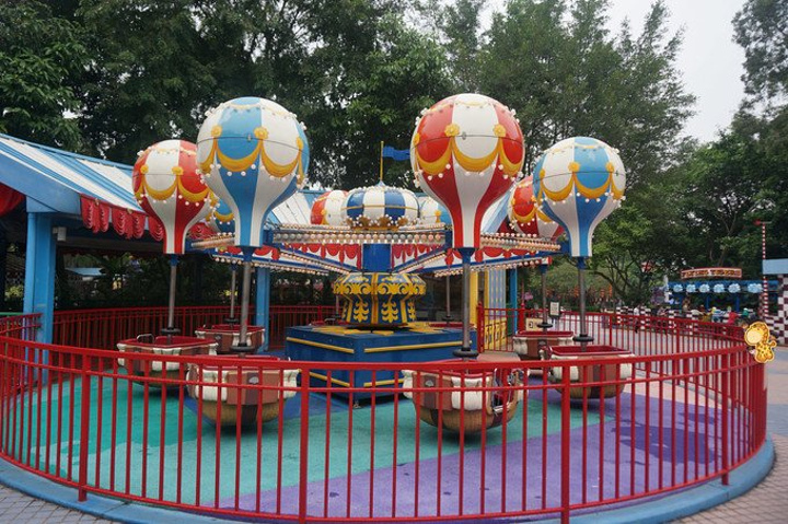 u形滑板设施算是相当热门的一个设施了,不知道平日