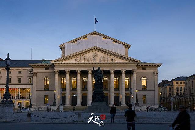 巴伐利亚国家歌剧院