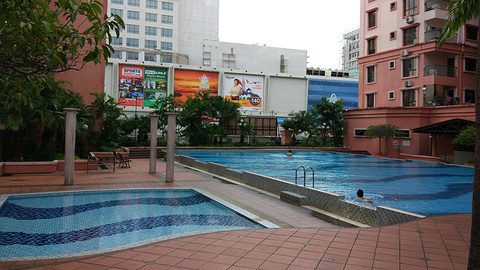 滨海苑度假公寓套房及婆罗洲旅游服务(Marina Court Resort Condominium Suites & Borneo Tours Services)