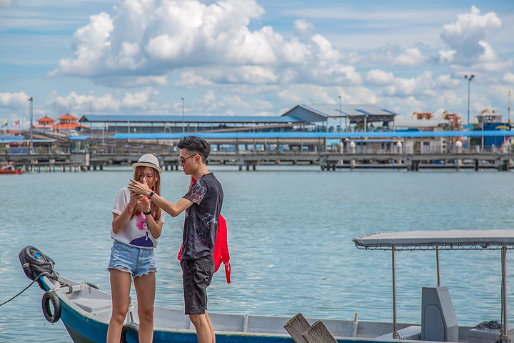 来姓周桥的游客很多,姓周桥也演变成了一个热