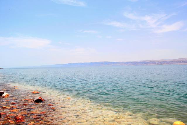 死海