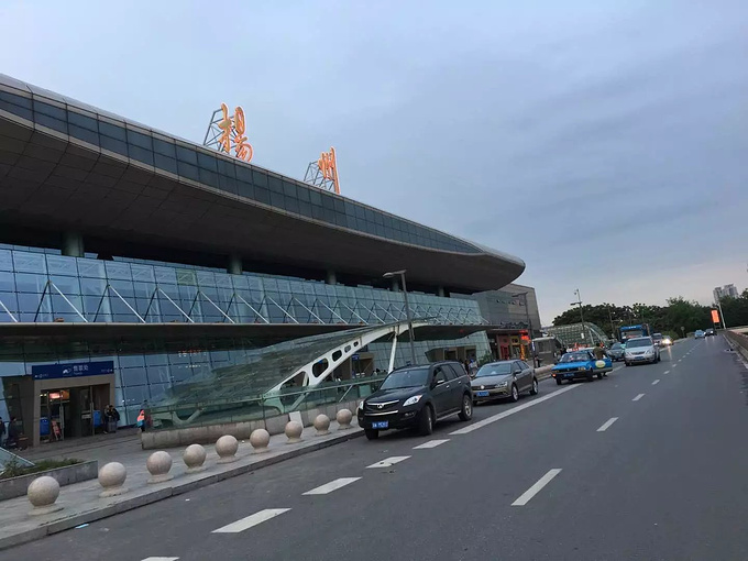 扬州火车站图片