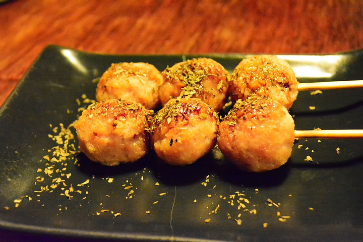 香草也是很好的提升了鸡肉丸的味道"烤花枝丸"个人感觉没炸花枝丸好吃
