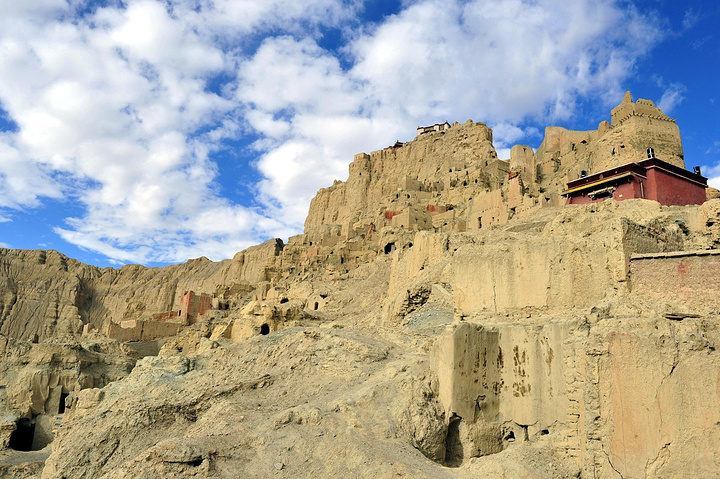 上到约半山腰回望山下美景尽收眼底6月30日前往古格王朝遗址由此门