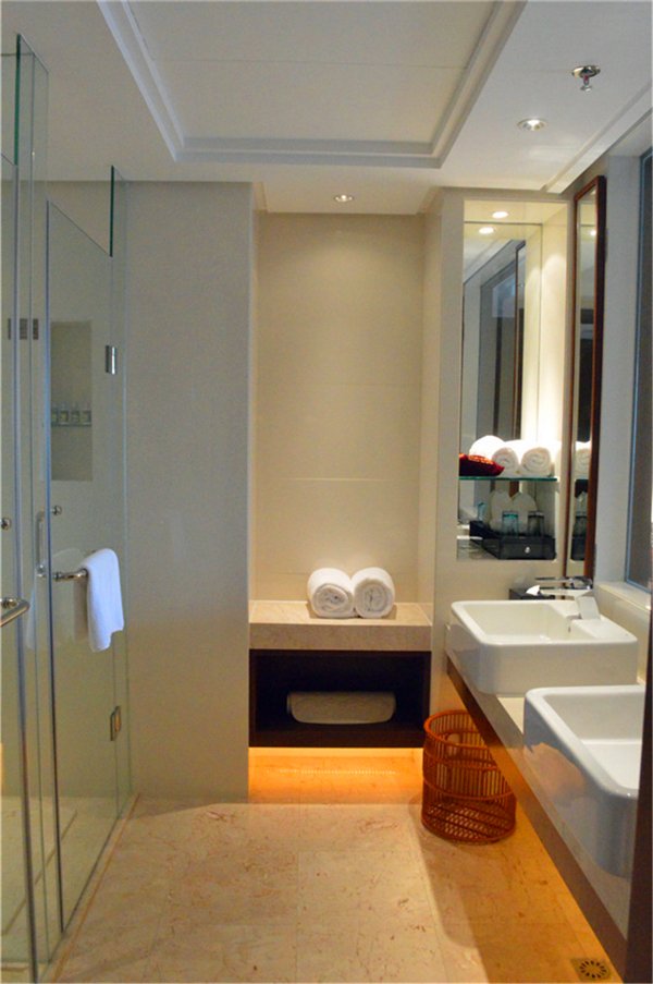 四季海庭酒店(大东海店)