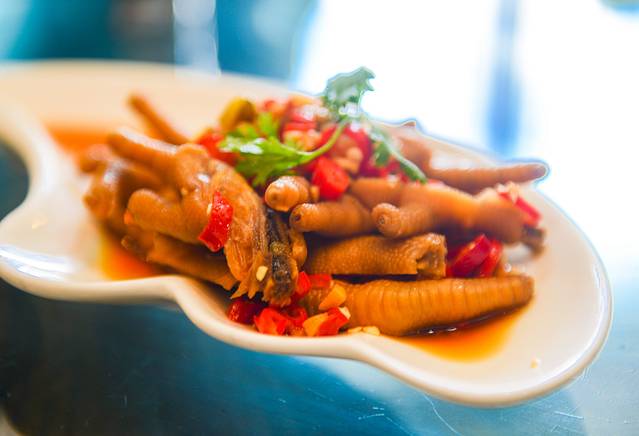 草鞋换粥粗菜馆