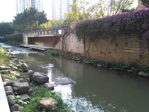 石牌涌街心公园