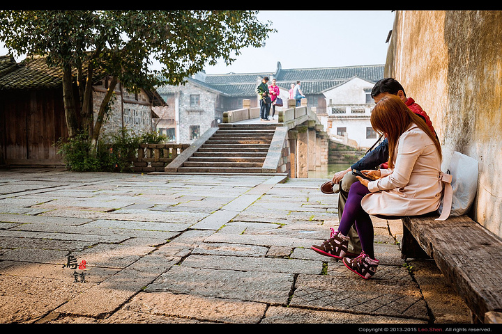 2018天色微暗时是拍摄夜景最佳的时机,乌镇的