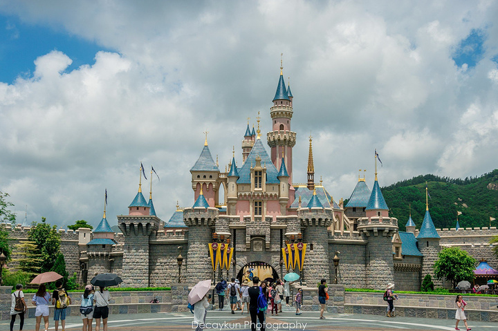 2017高德地图查的地铁无法直达。当时就觉得