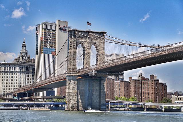 布鲁克林大桥