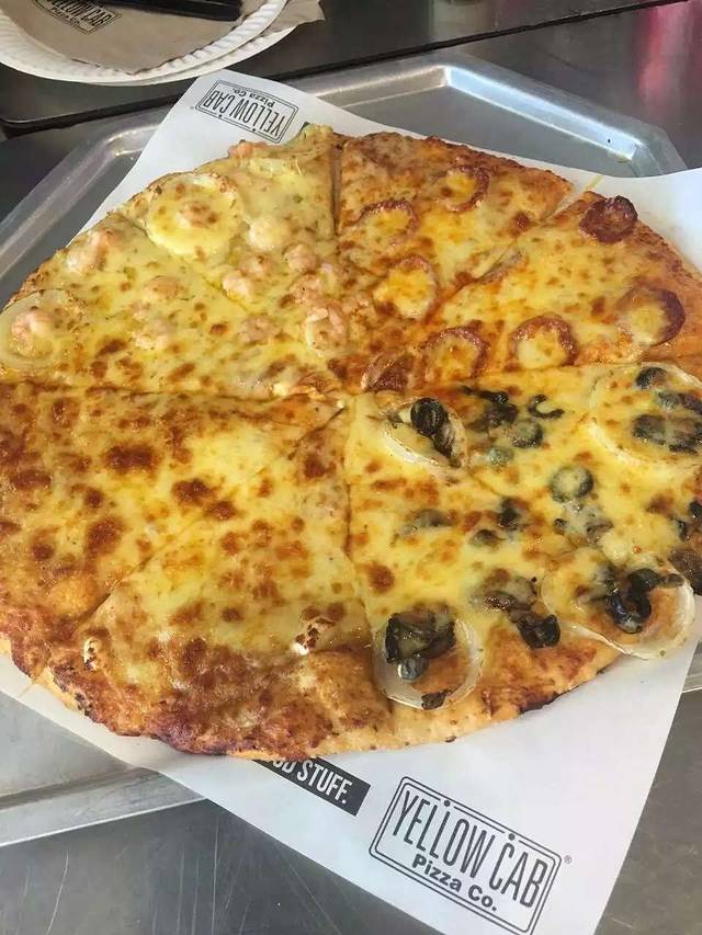 Yellow Cab Pizza(S1店)