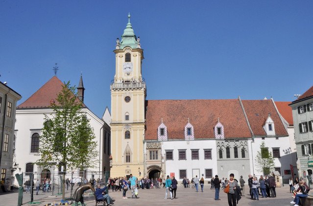 布拉提斯拉瓦旧市政厅