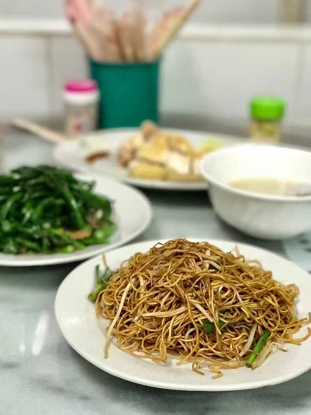 同记鸡粥粉面店