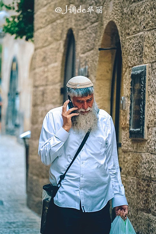 有人说犹太人不是在朝圣就是在去朝圣的路上。