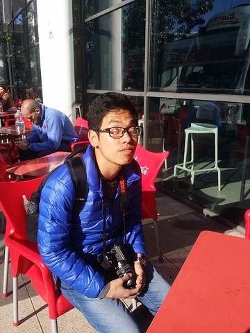 最神奇的是,我们居然提早到马德里了,我怀疑那