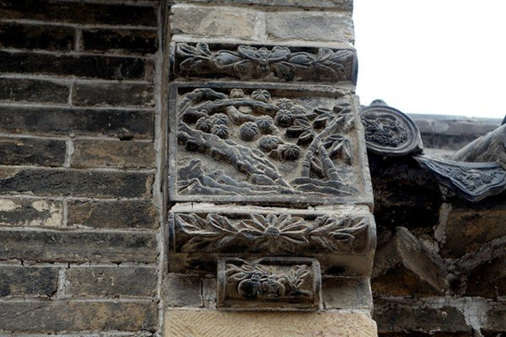 2018旱码头牌坊是丝市街的最西头了。再原路