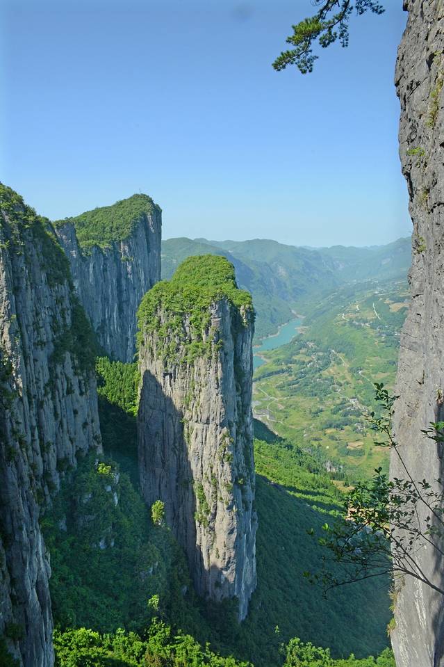 蝶舞清江·清江大峡谷-蝴蝶岩