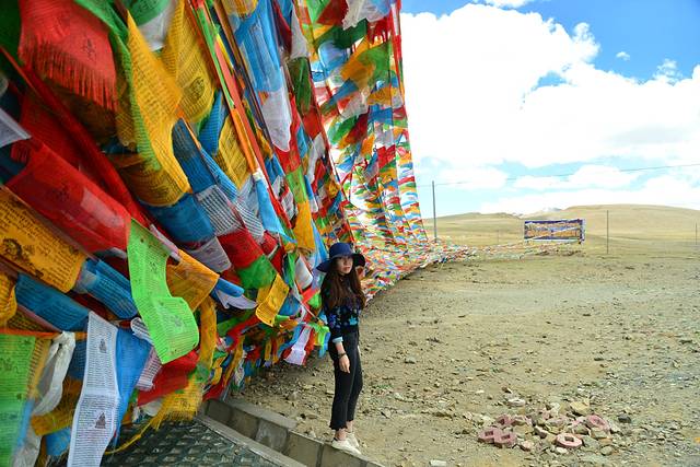 西藏日喀则宗山