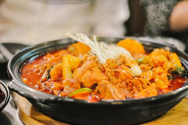 和平市场鸡胗胡同