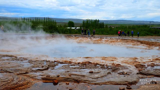 盖锡尔与斯特罗柯间歇泉