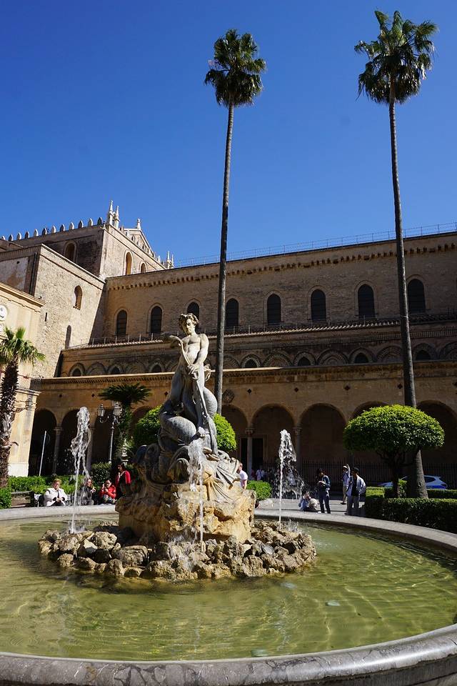 蒙雷阿莱大教堂