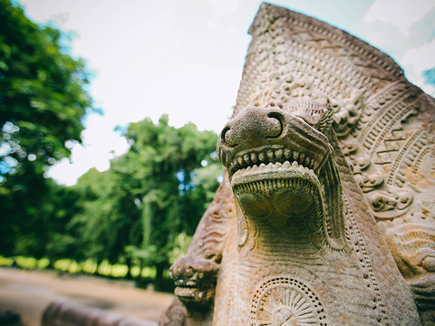 崩密列旅游景点图片