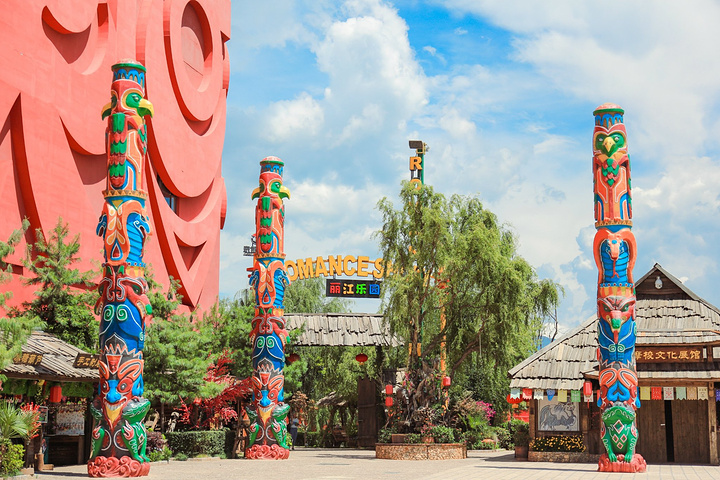 2017里面可以观看大型实景演出《丽江恋歌》，最好玩的是这里还有一座高原游乐园，非常适合亲子家庭出游哦。_丽江千古情评论 - 去哪儿攻略社区